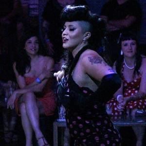 Meet your Posher, Fifi